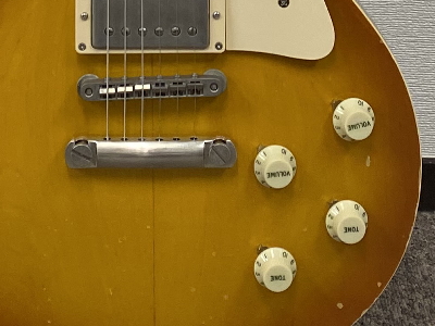 ストラトタイプノブ